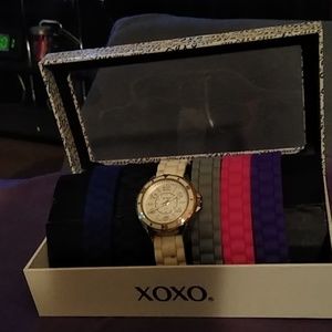 XoXo 6 band watch